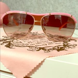 Juicy Couture Aviators